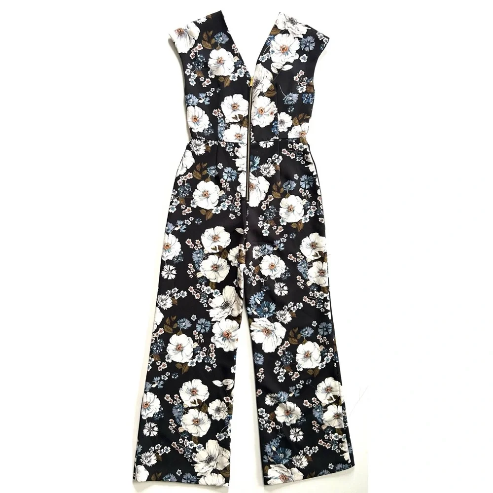 Gianni Bini Navy Blue Floral Printed Harper Knit V-Neck Jumpsuit - Picture 7 of 9